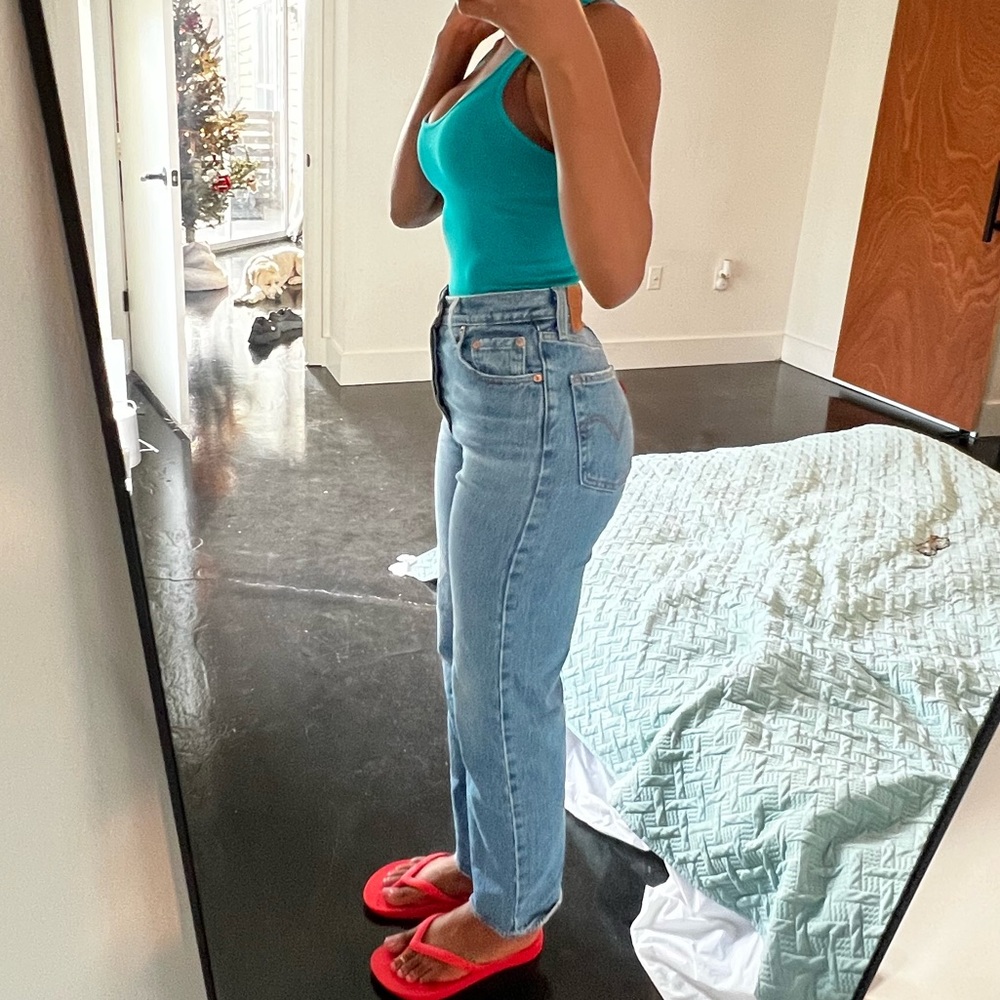 LEVI 25 Light Blue Women's Jeans